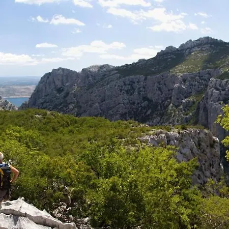 Superior 2+2 Starigrad Paklenica